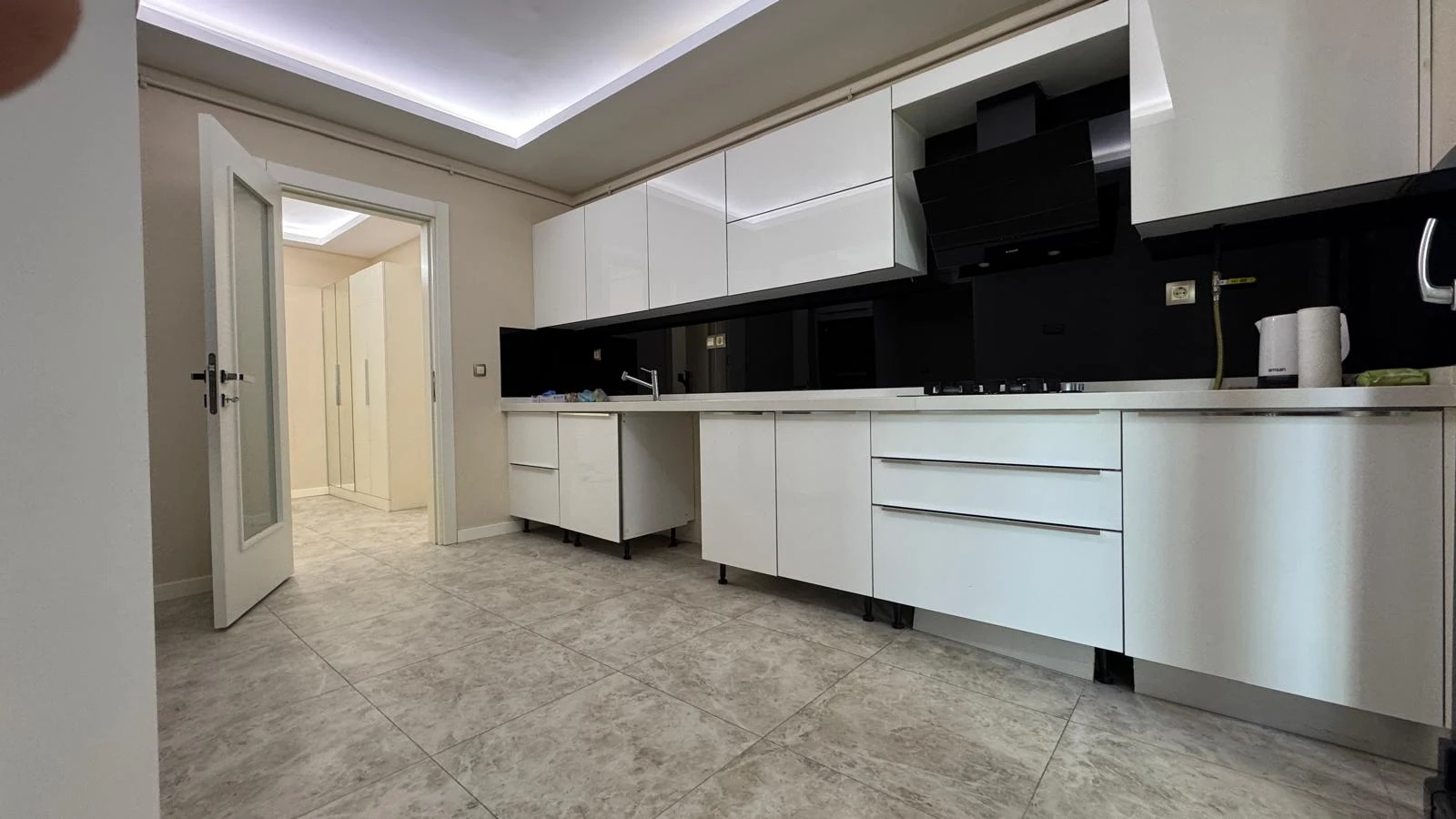 Yükselenpark Melis Sitesi Akıllı Ev 3+1 Daire Modern Beyaz Ankastre Mutfak