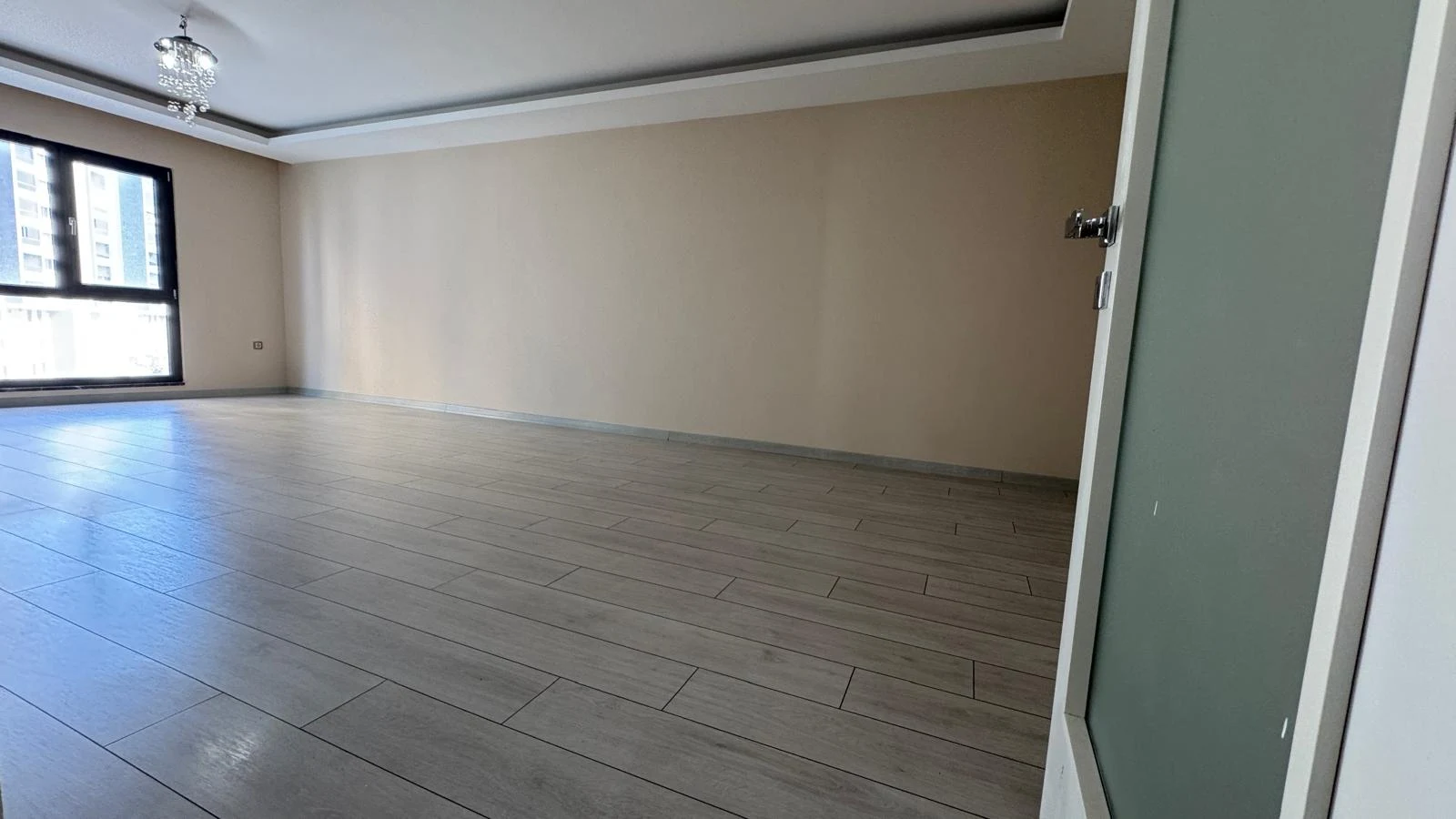 Bursa Nilüfer FSM Bulvarı Yükselenpark Melis 3+1 Daire Geniş ve Aydınlık Salon