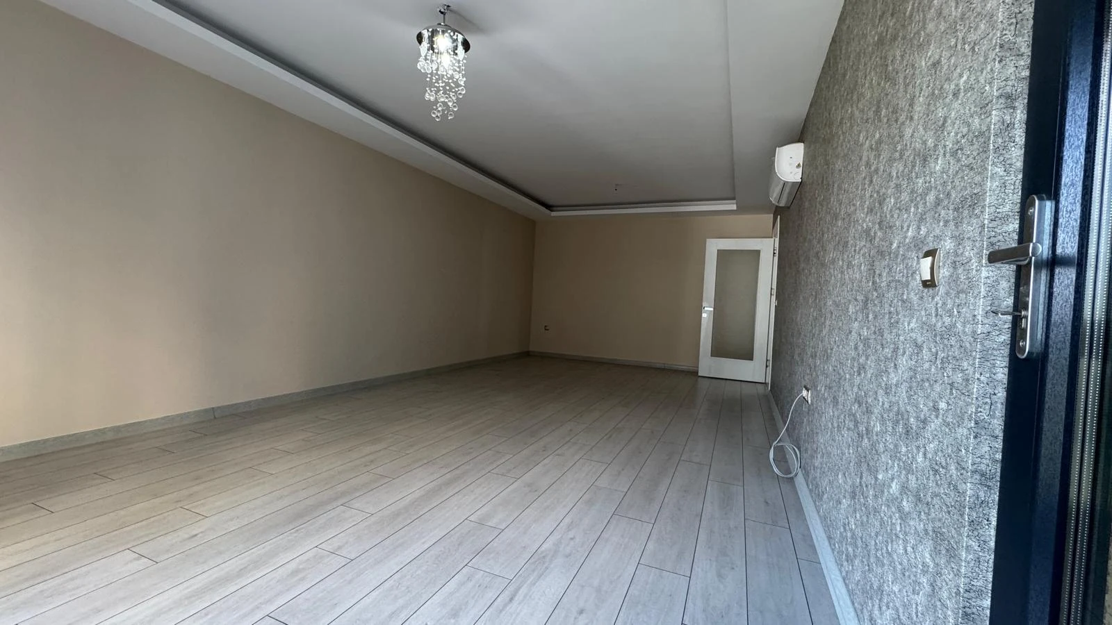 Bursa Nilüfer FSM Bulvarı Yükselenpark Melis 3+1 Daire Geniş ve Aydınlık Salon